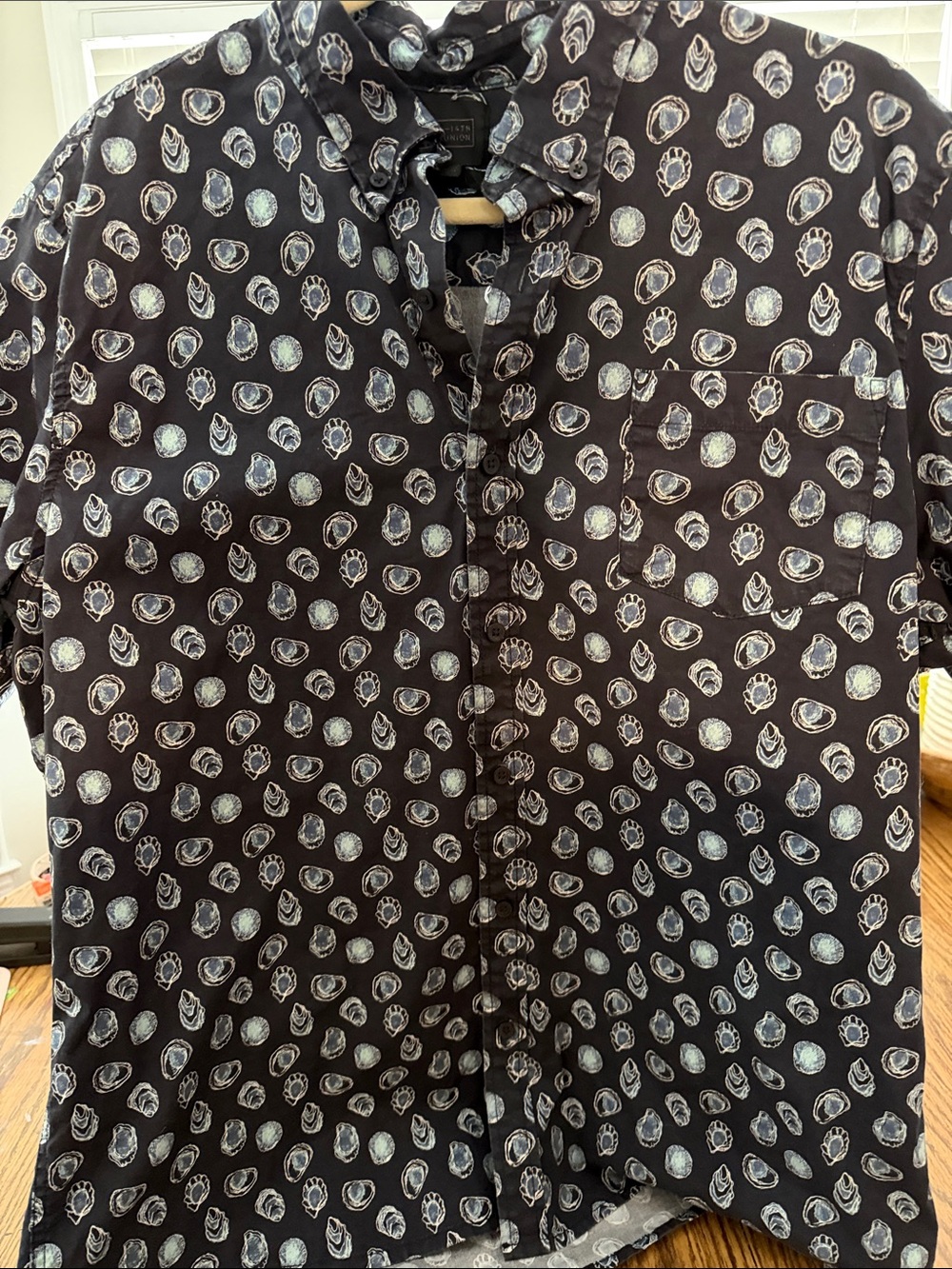 14th & Union Black Short-Sleeve Button-Up  Light Blue + White Oyster Print